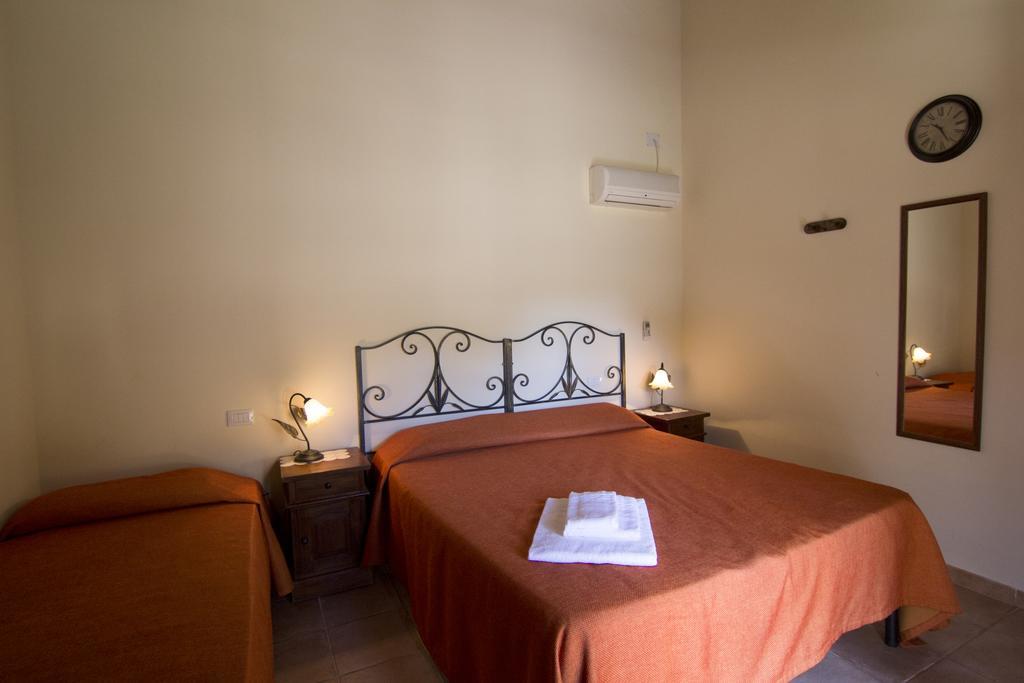 Agriturismo Sa Rocca Iglesias Exterior photo